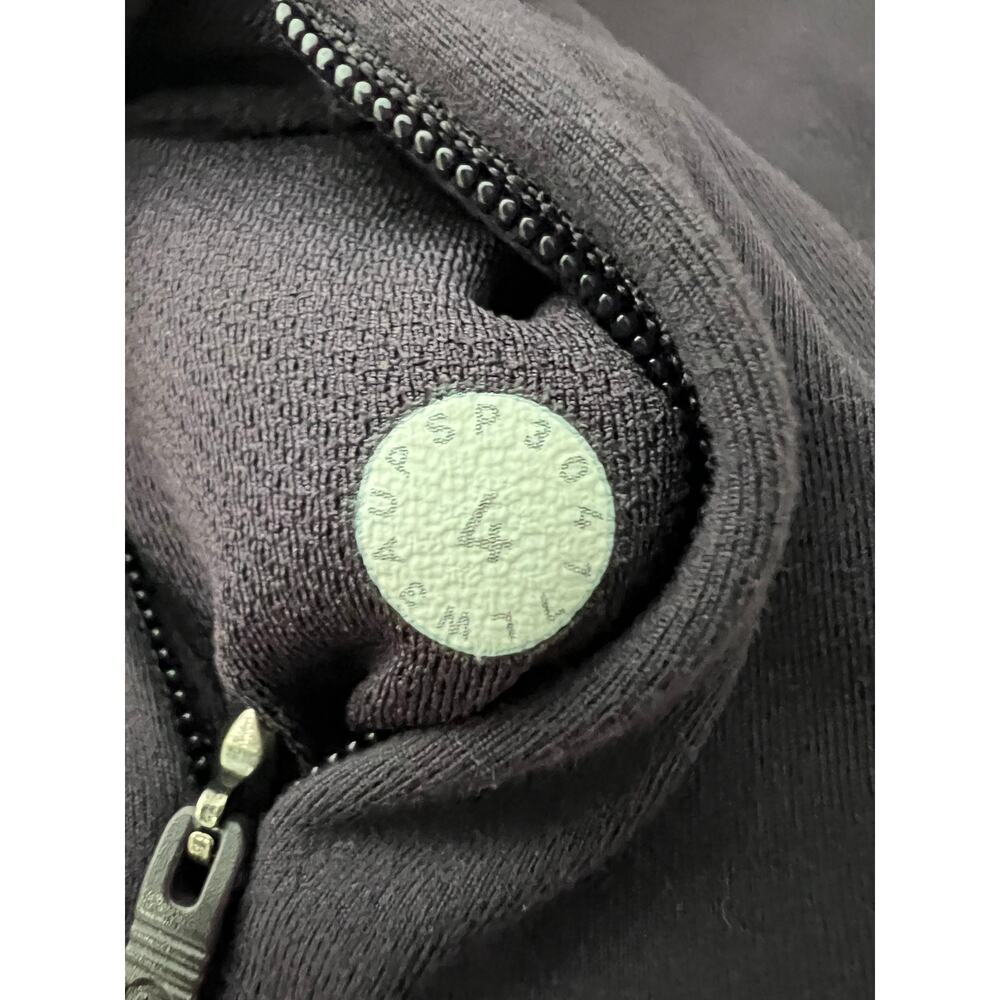 Lululemon Fast As Light 1/2 Zip Boysenberry Size 4 - Picture 7 of 7